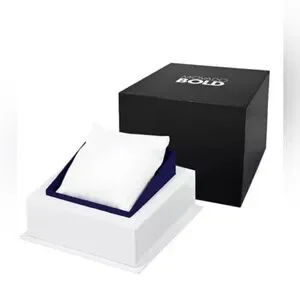 Movado | Accessories | New Movado Bold Stainless Crystal  display picture 1